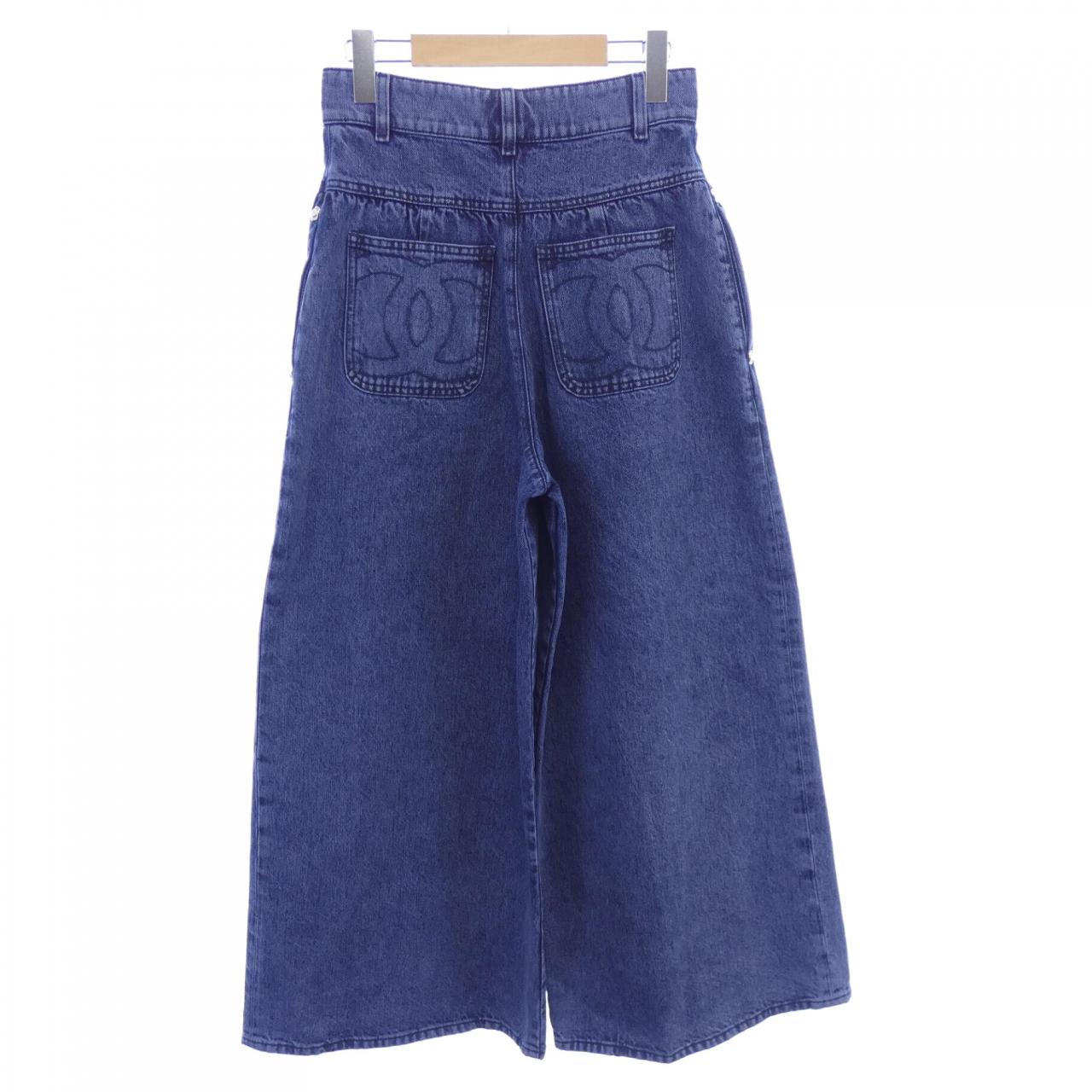 Chanel Jeans