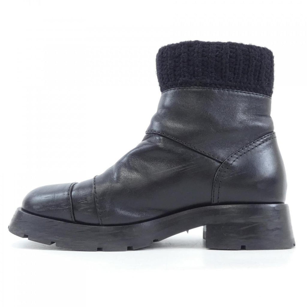 Chanel G45282B14454 Calfskin Knit Metal Boots