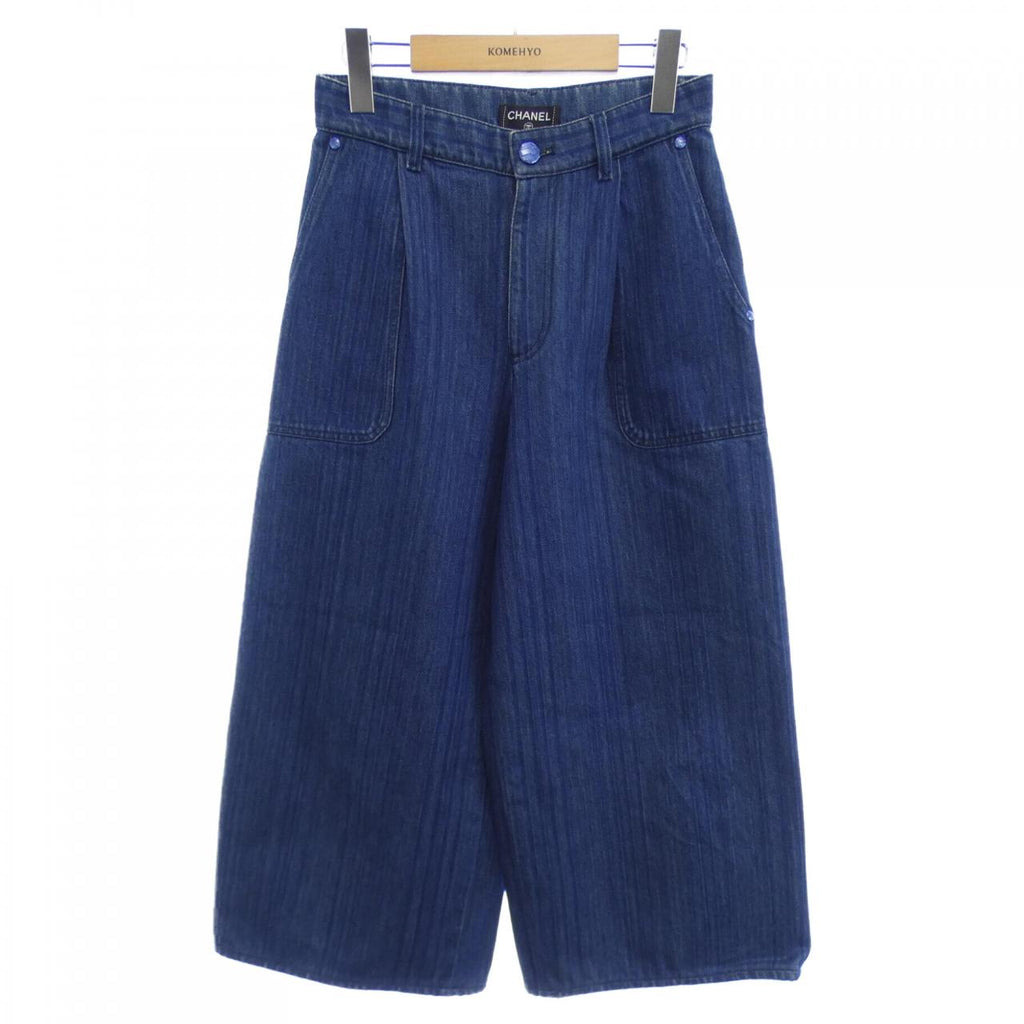 Chanel Jeans