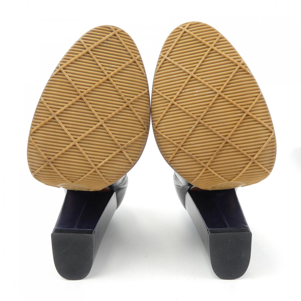 Chanel G26185 Pumps