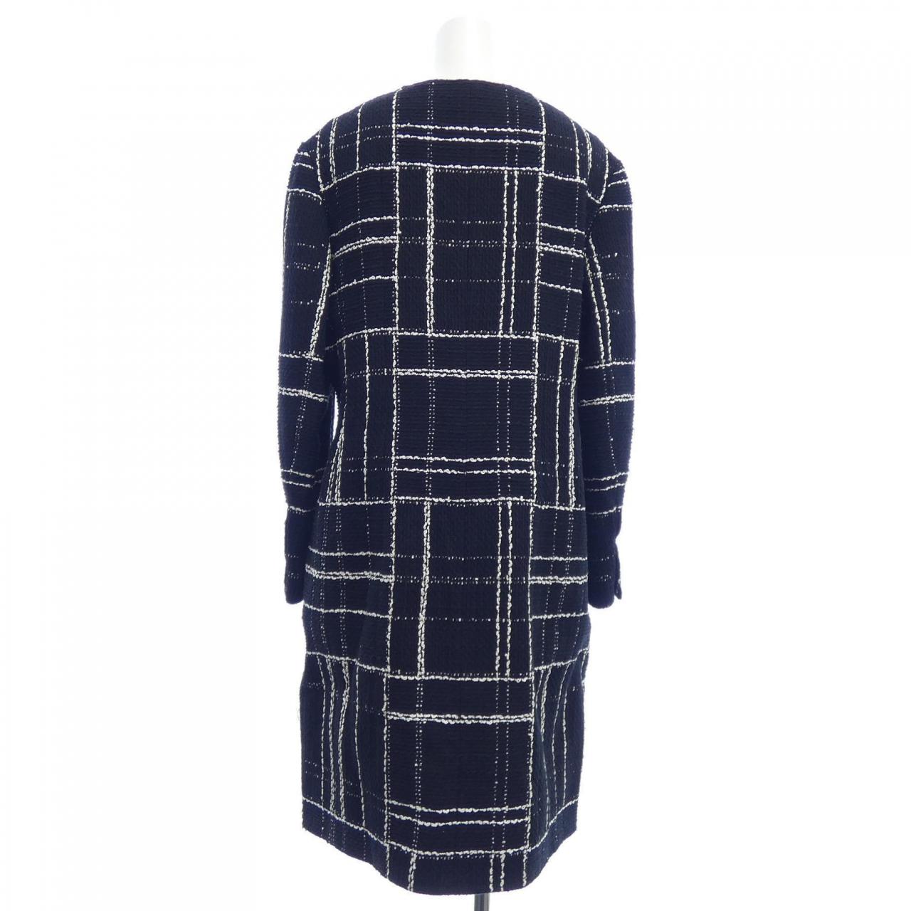 Chanel P75160V66696 23A Coat