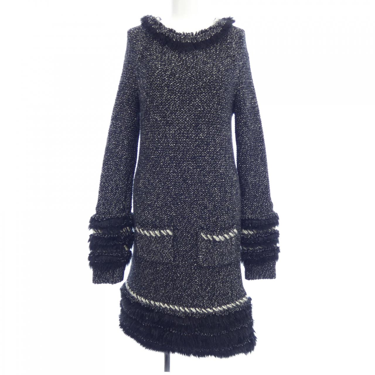 Chanel P39901K02851 Cashmere Dress