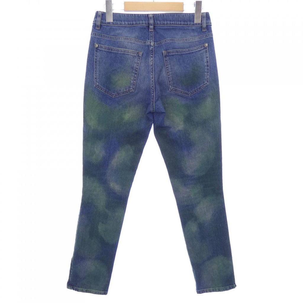Chanel P55667V42007 Jeans