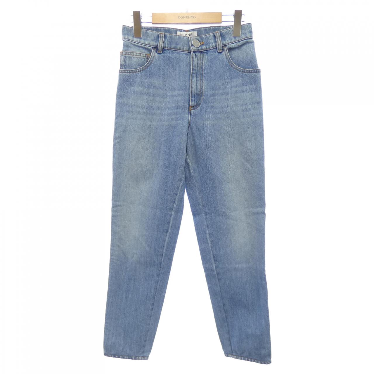 Chanel P59532V45242 Jeans