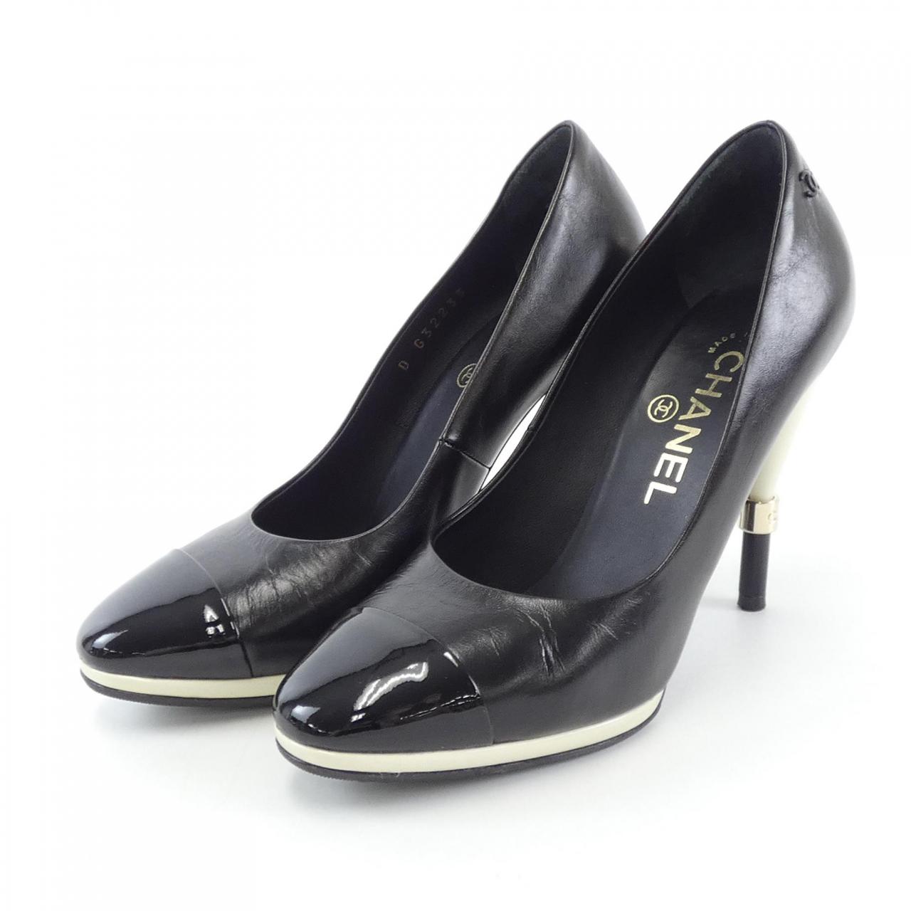 Chanel G32233Y50626 CRUM Calf Patent Calf Pumps