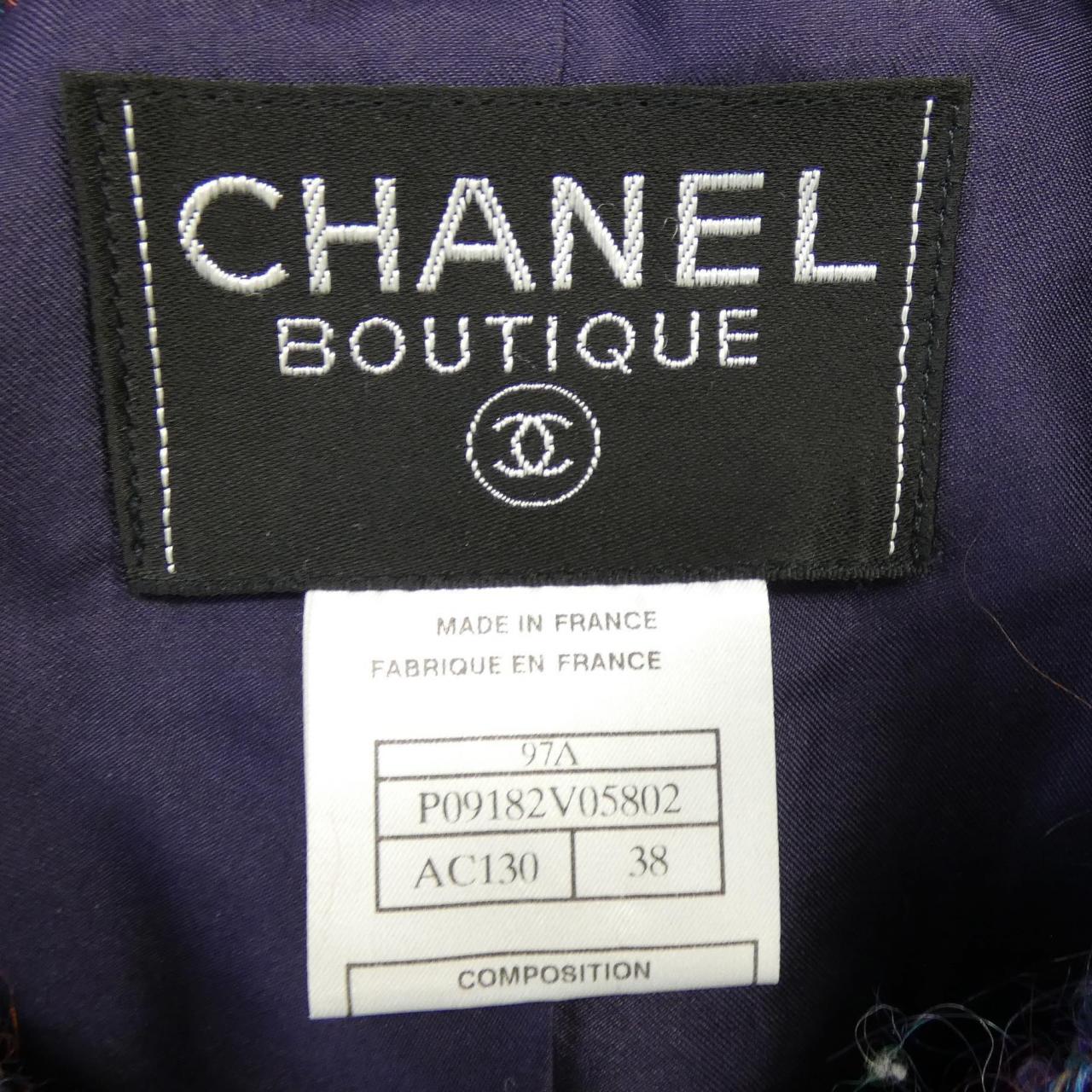 Chanel P09182V05802 97A Collarless Jacket