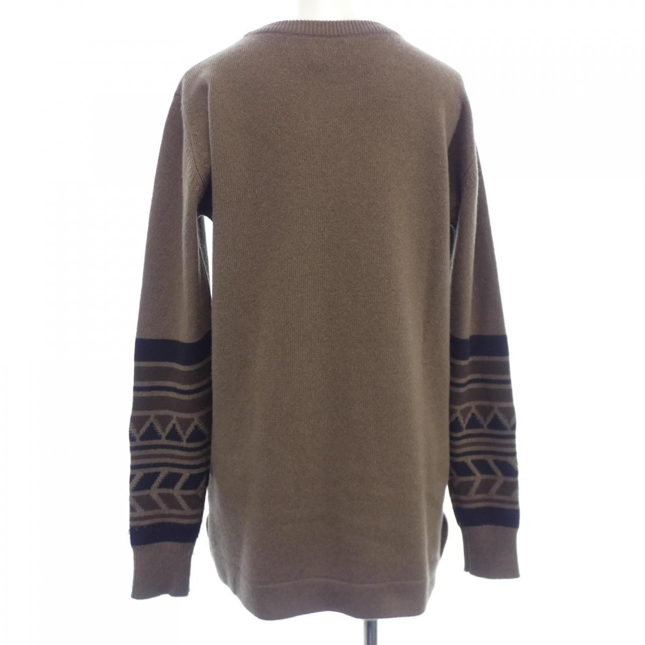 Chanel 100% Cashmere Knit