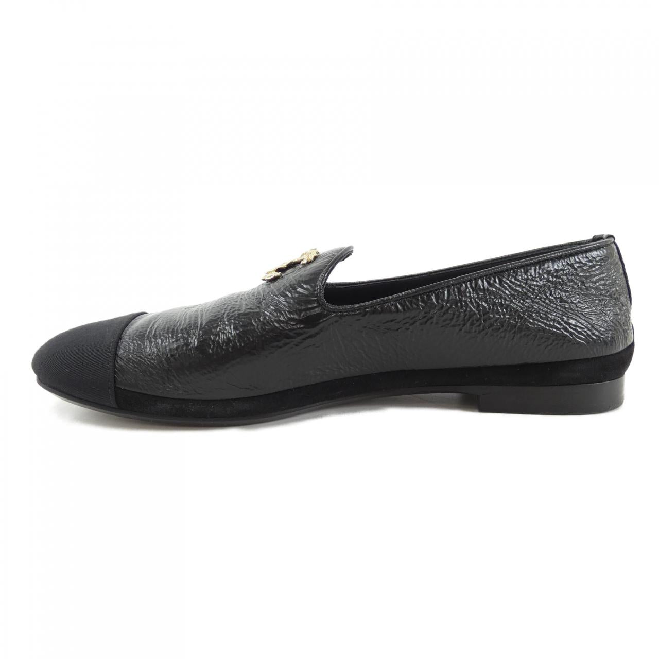 Chanel G39318Y56059 Shiny Goatskin Shoes