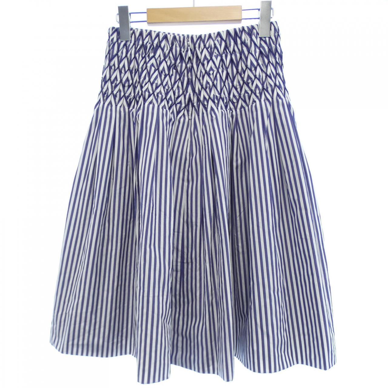 Chanel P60279V45710 Skirt