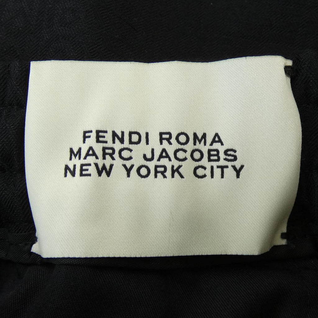Fendi FB0895 AO75 Pants