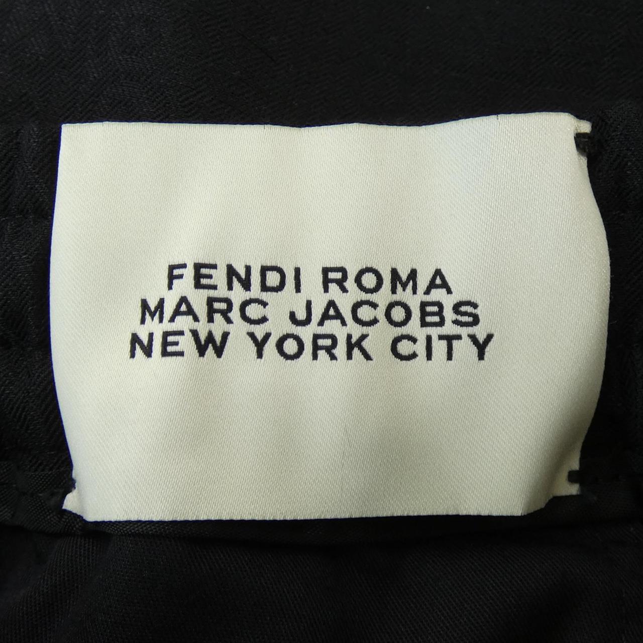 Fendi FB0895 AO75 Pants