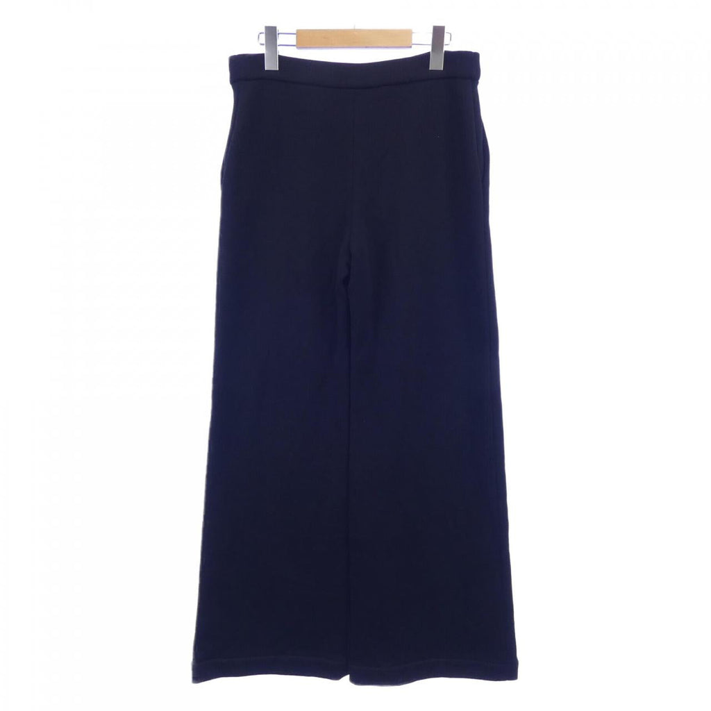 Chanel P76230V67500 Pants