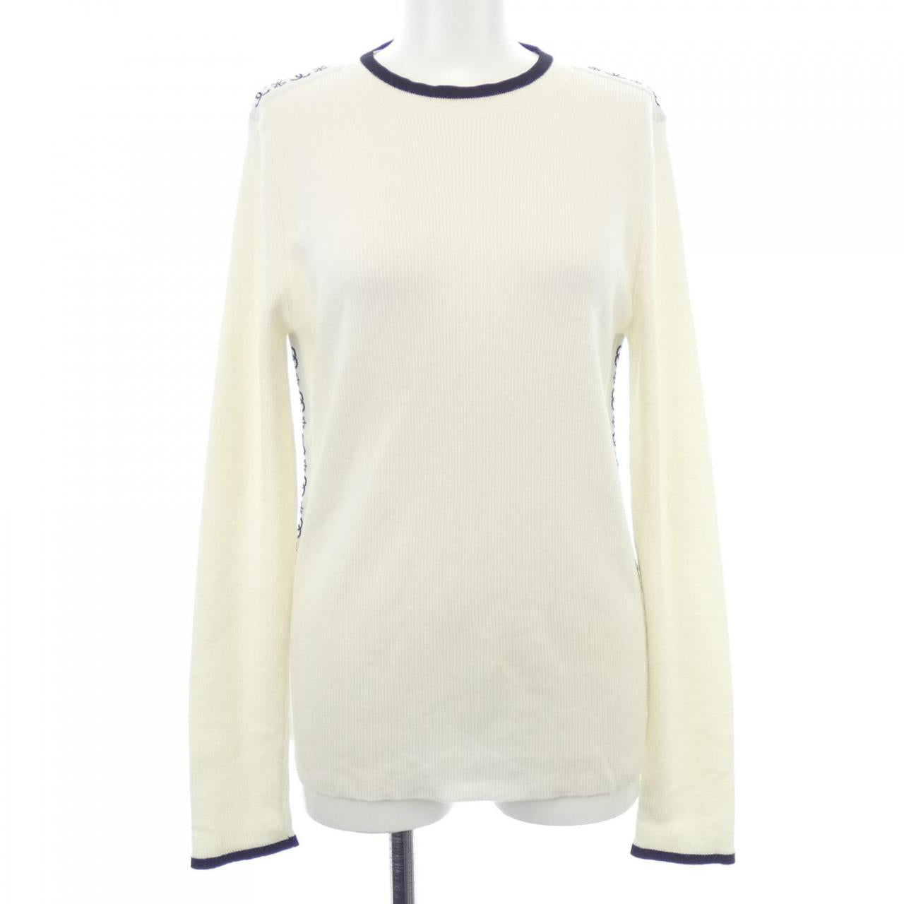 Chanel P62228K47585 Cashmere Knit