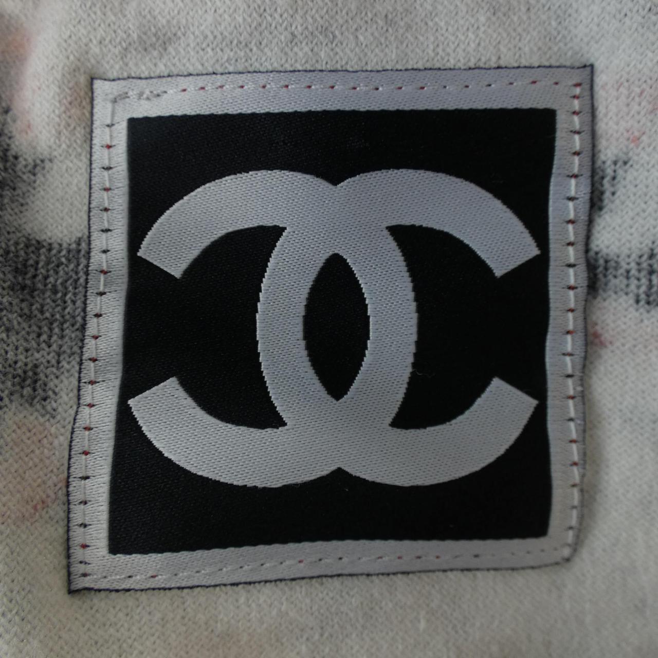 Chanel igan igan
