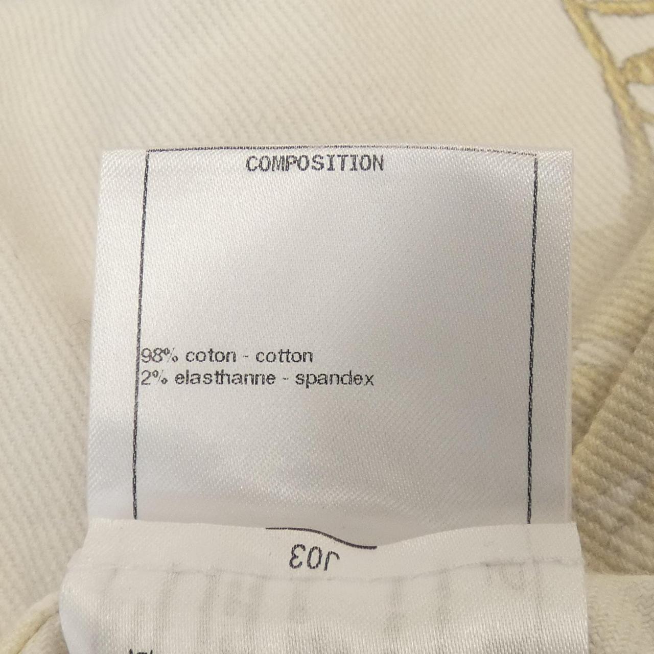 Chanel P57940V44059 Jeans