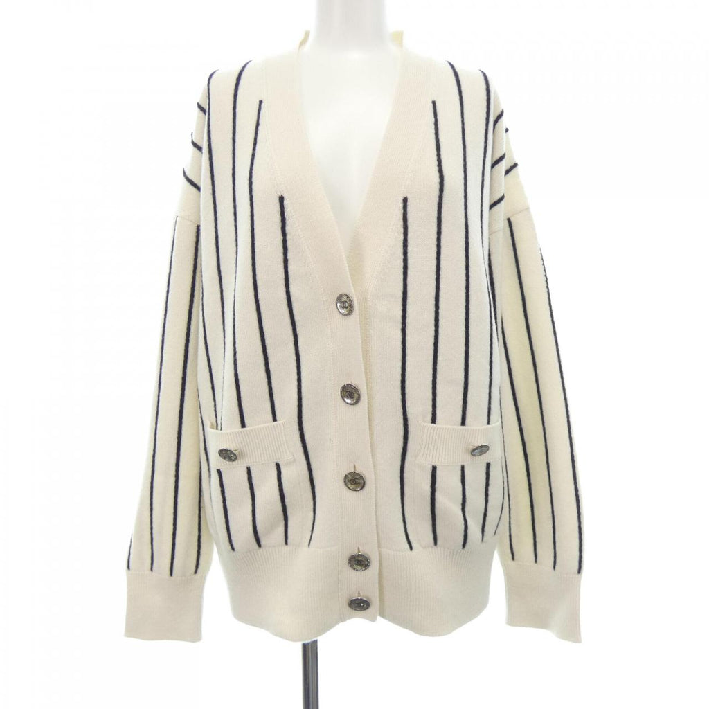 Chanel P74735K10714 Cashmere igan
