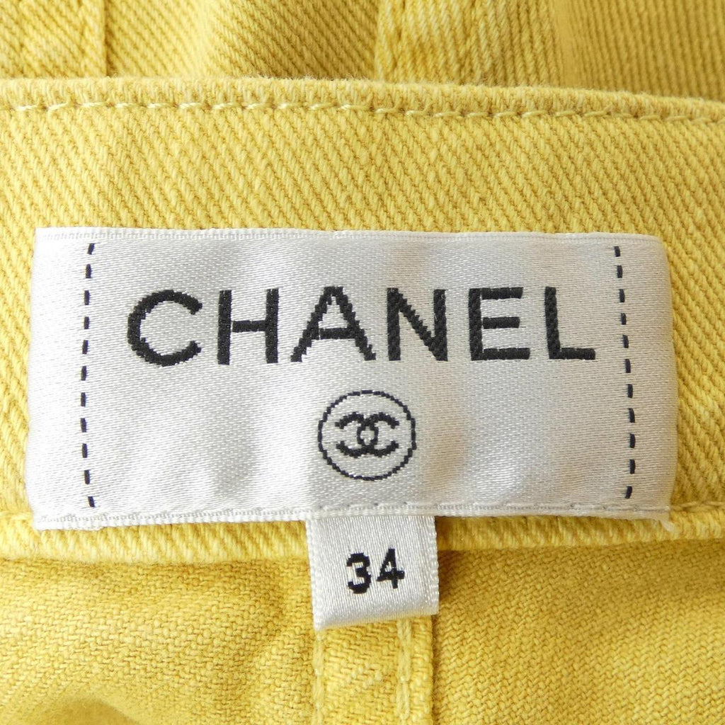 Chanel P56374V42677 Jeans
