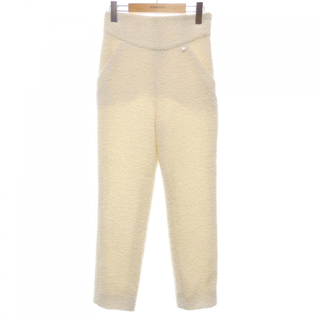 Chanel P60348V45919 Pants