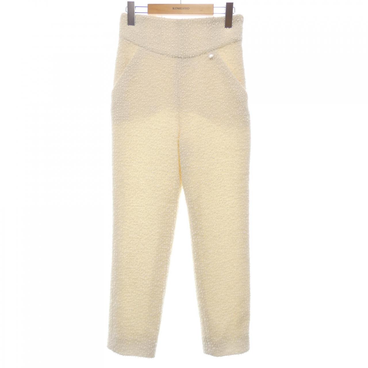 Chanel P60348V45919 Pants
