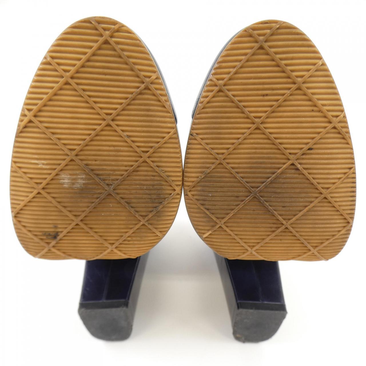Chanel G26185 Pumps