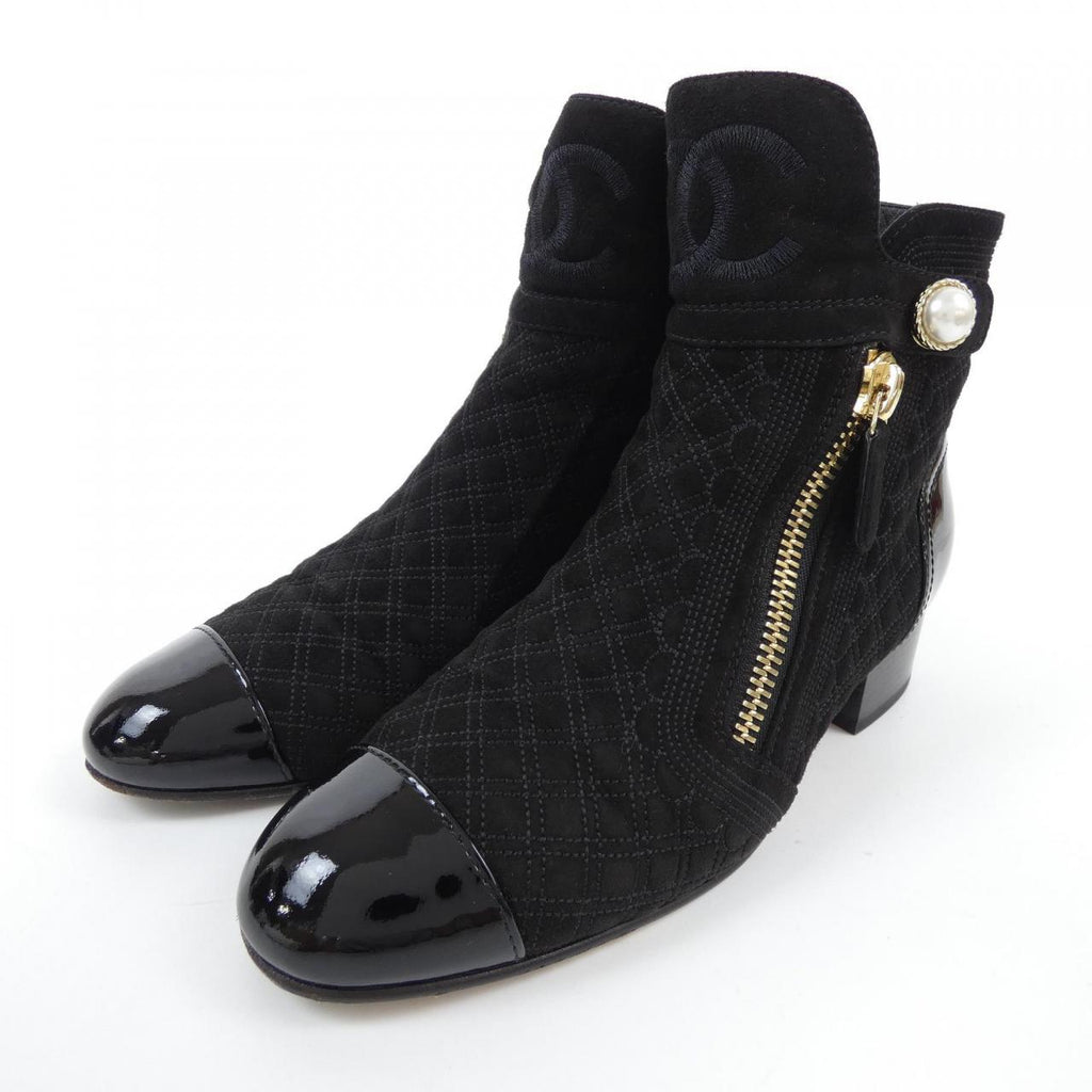 Chanel G34342Y51280 Kid Suede Patent Calfskin Boots