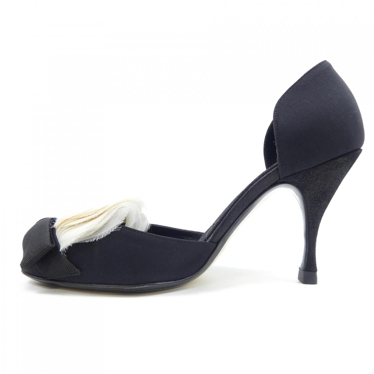 Chanel G25059Y04011 Pumps