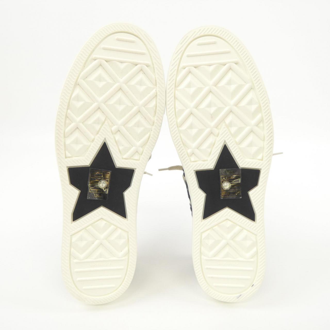 Christian Dior Dior Oblique Embroidery Sneakers