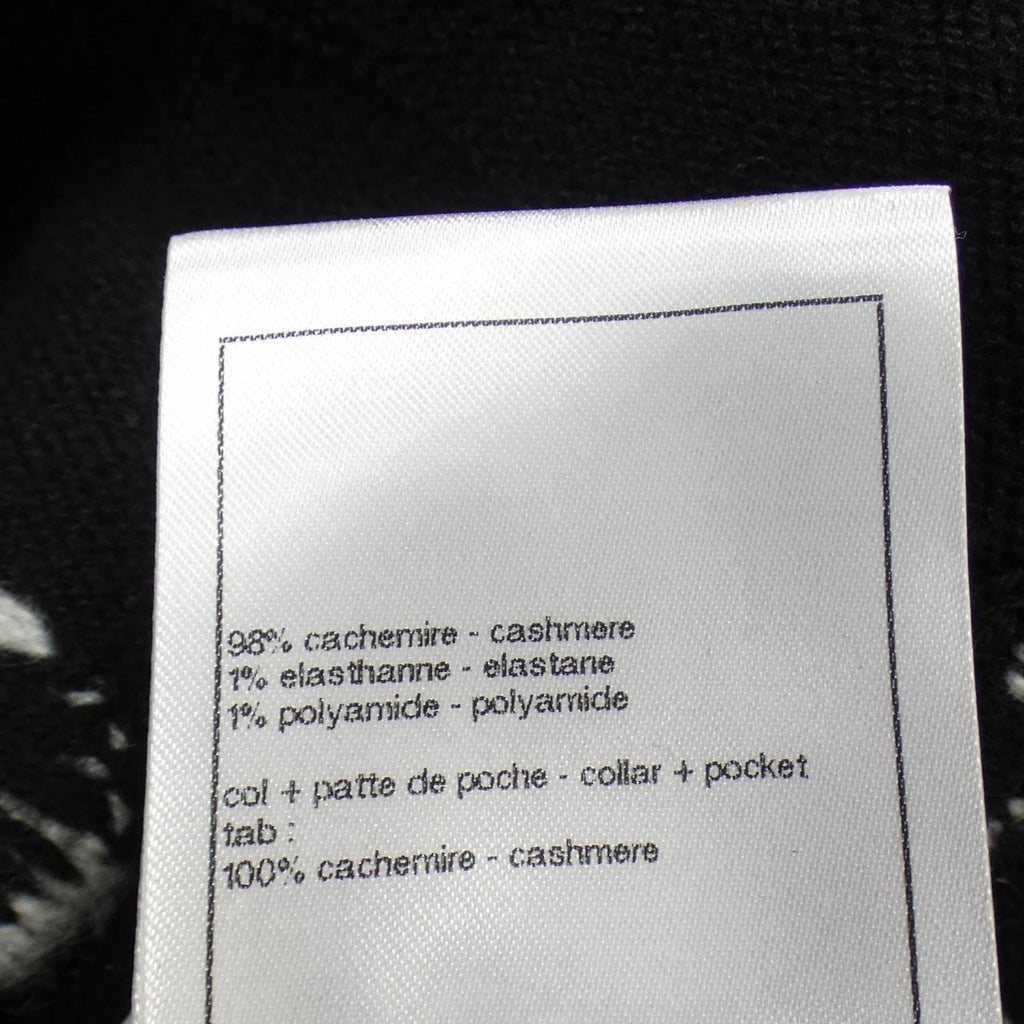 Chanel P79270K11420 Cashmere igan