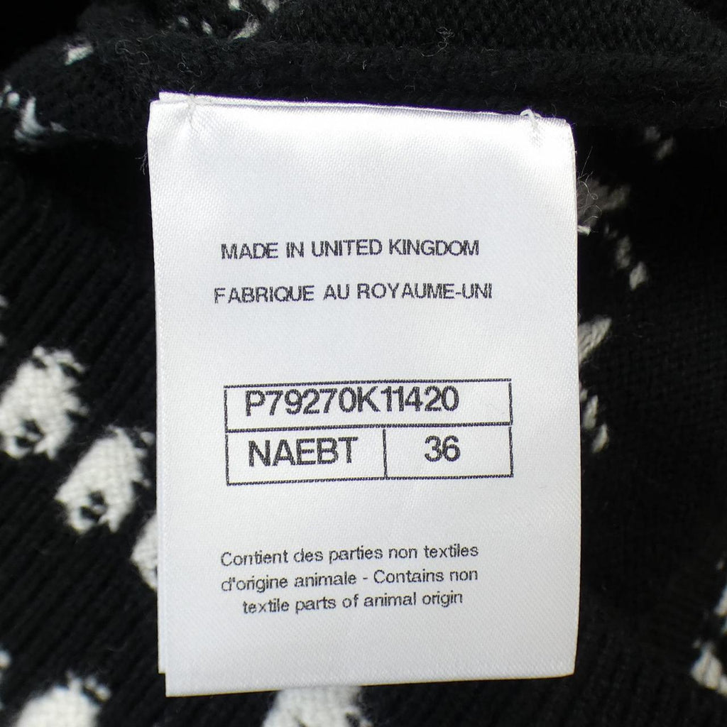 Chanel P79270K11420 Cashmere igan