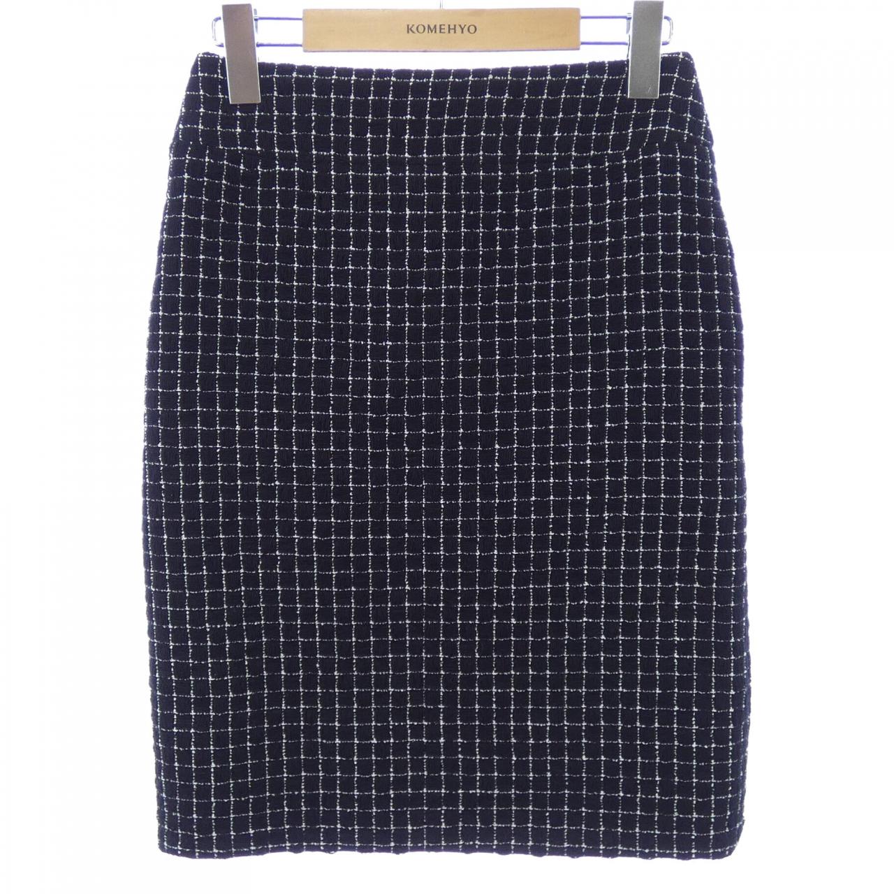 Chanel P53787V40265 Skirt