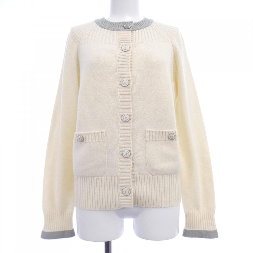 Chanel P47948K06140 Cashmere igan