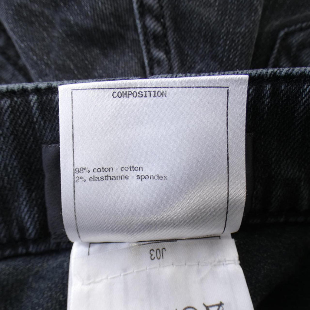 Chanel P56067V42237 Jeans