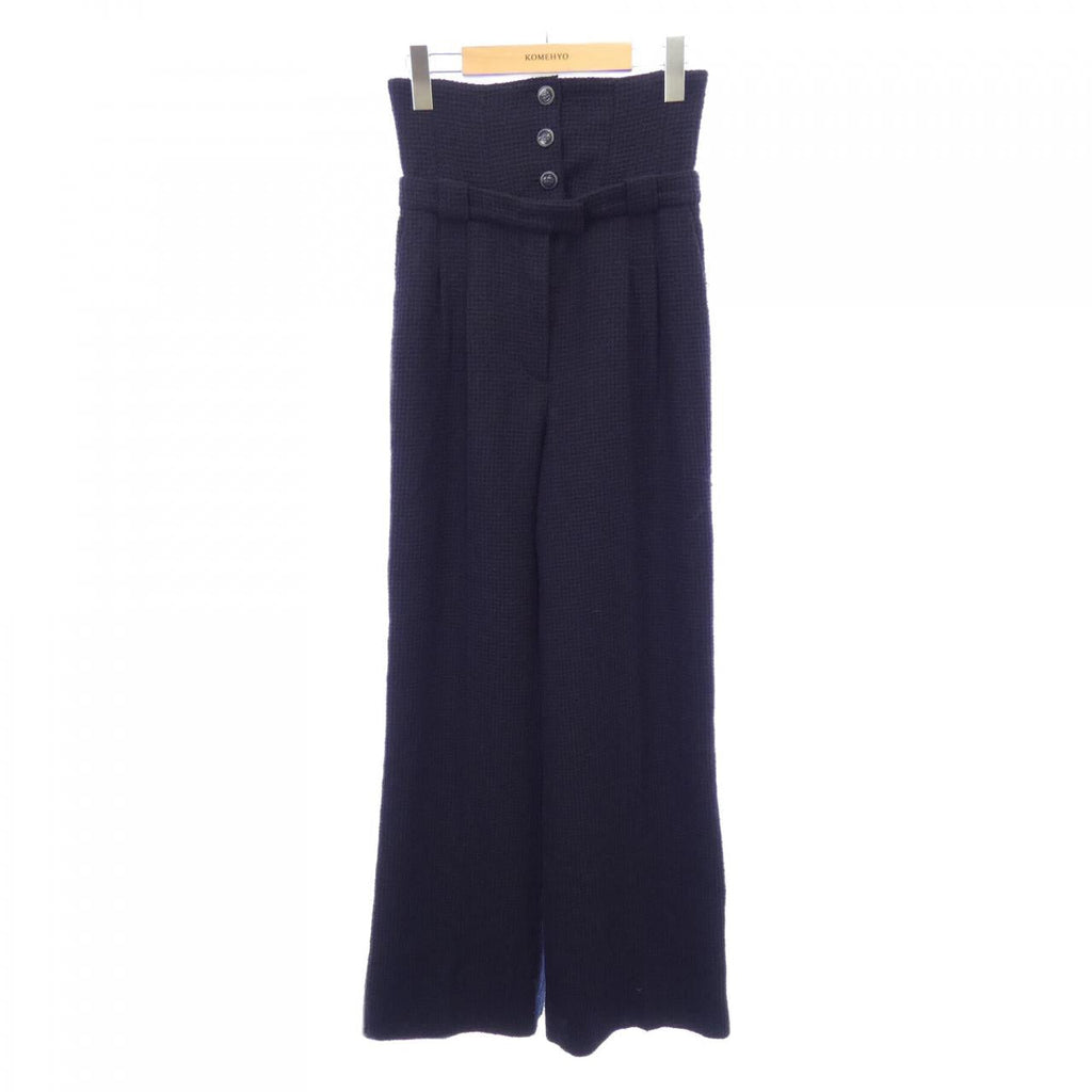 Chanel P53403V36894 Pants