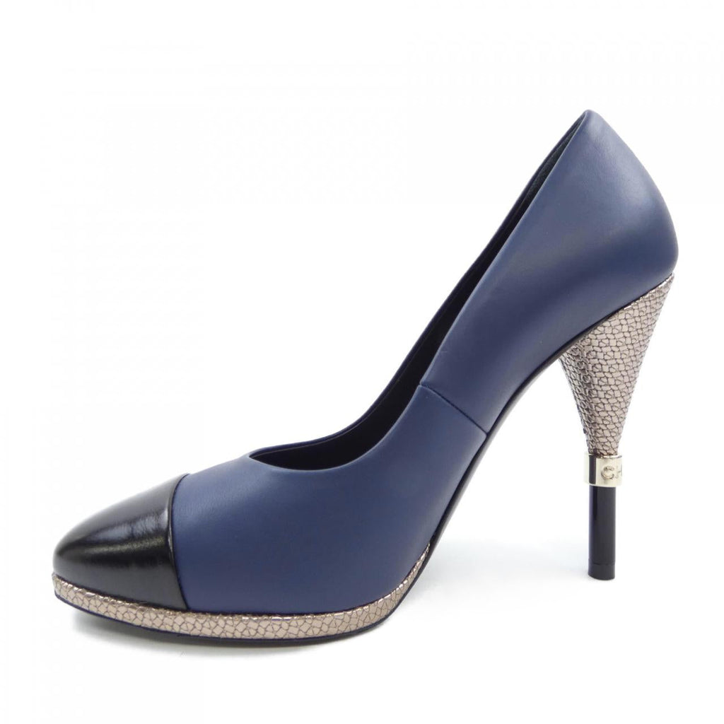 Chanel G32233Y50627 Calfskin Pumps