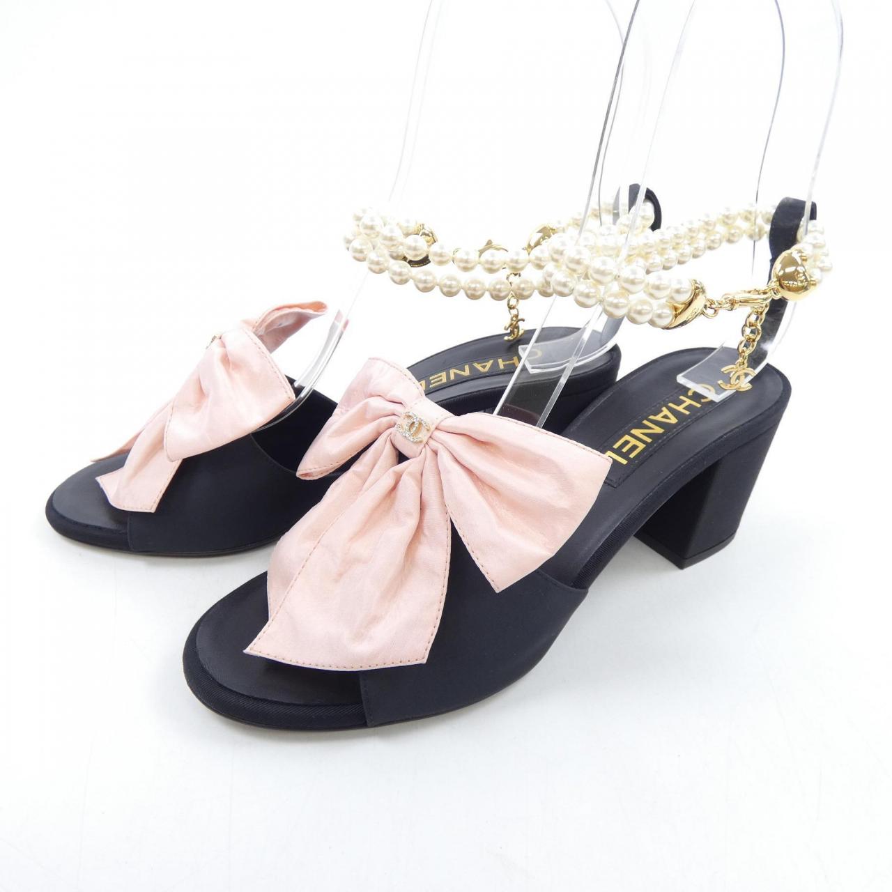 Chanel G45813B17349 Silk & Imitation Pearl Sandals