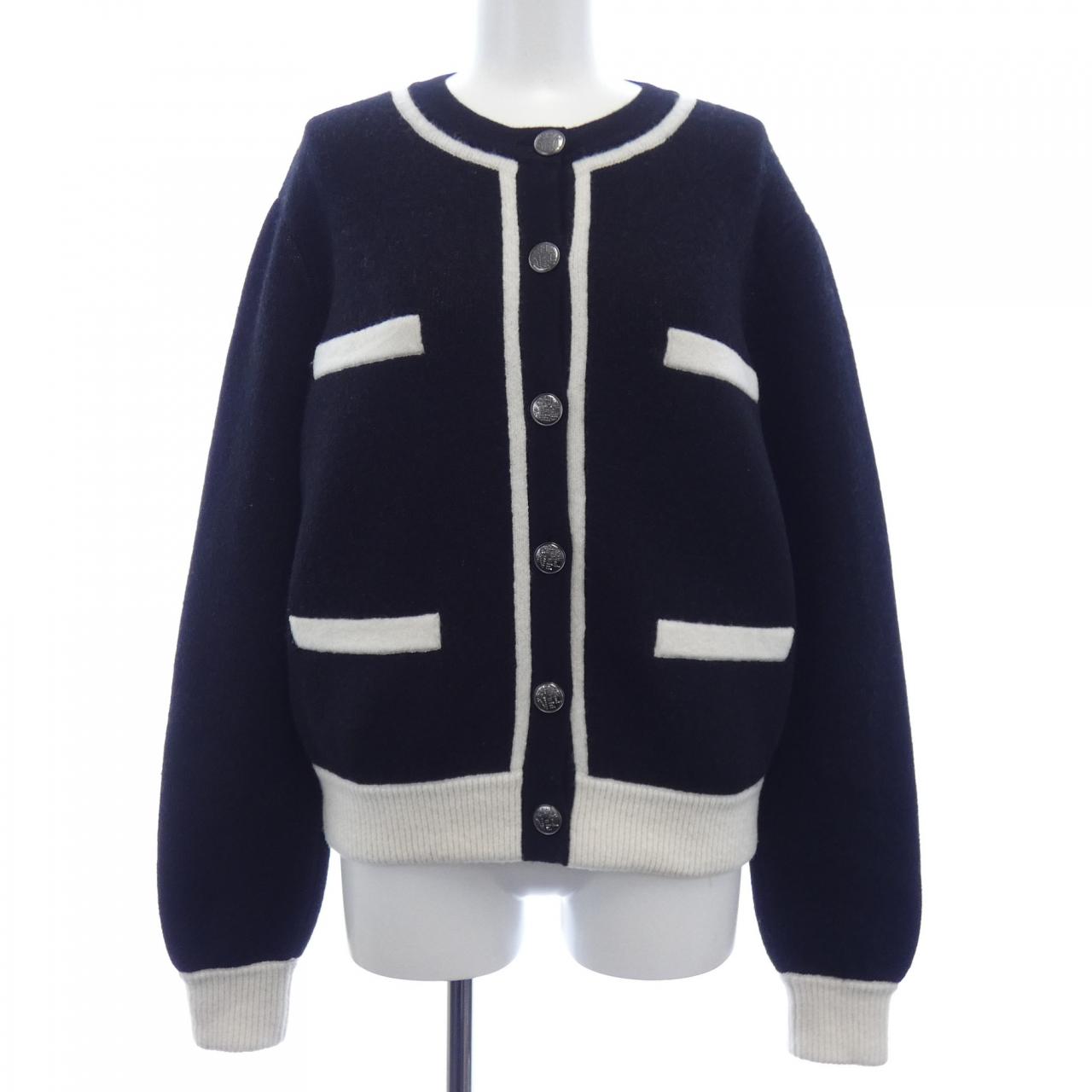 Chanel P71365K10274 Cashmere igan