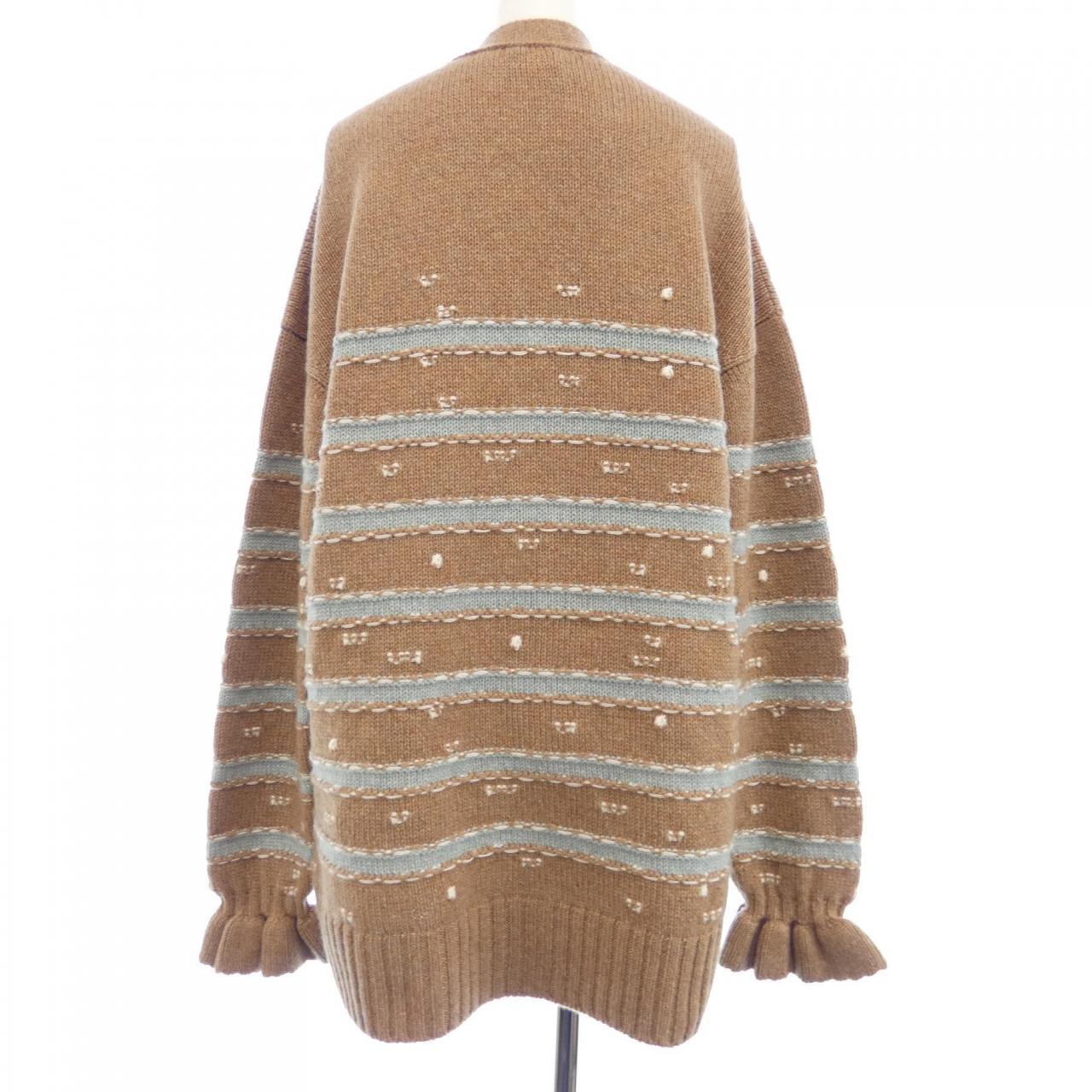 Chanel P78456K11314 Cashmere igan