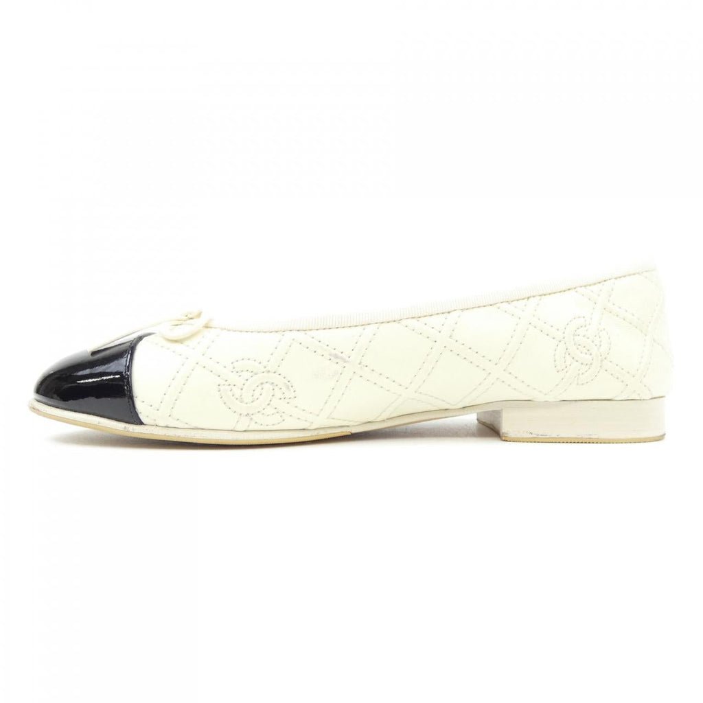 Chanel G40110Y56581 Flat Shoes