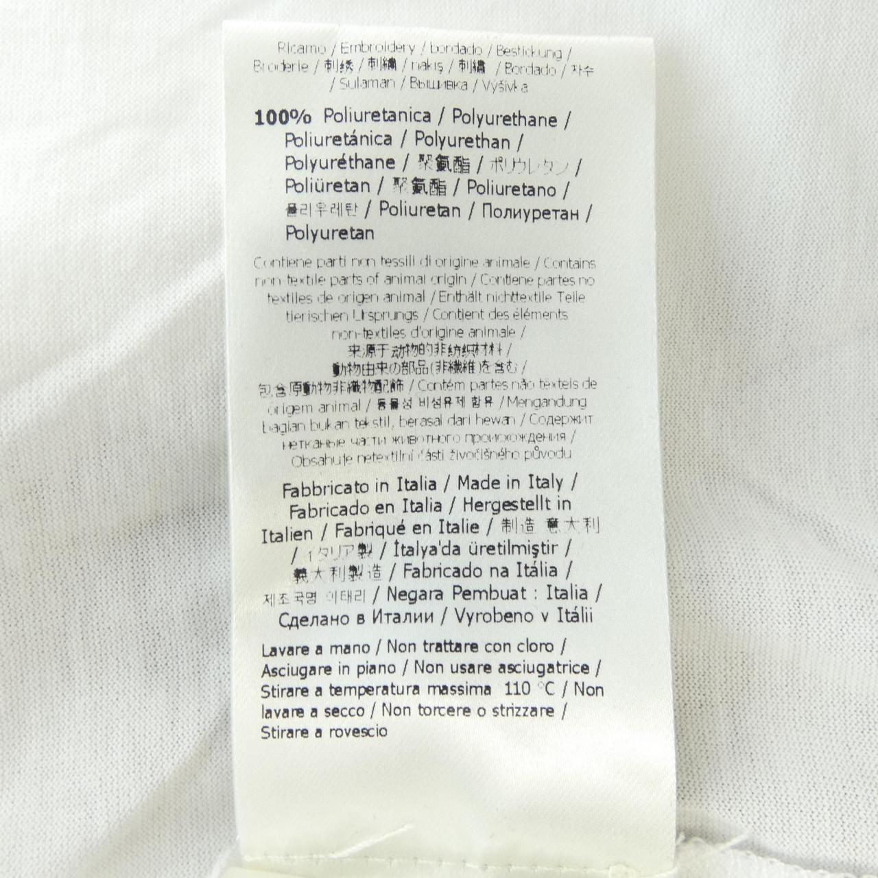 Fendi FY0894 A2BN T-shirt
