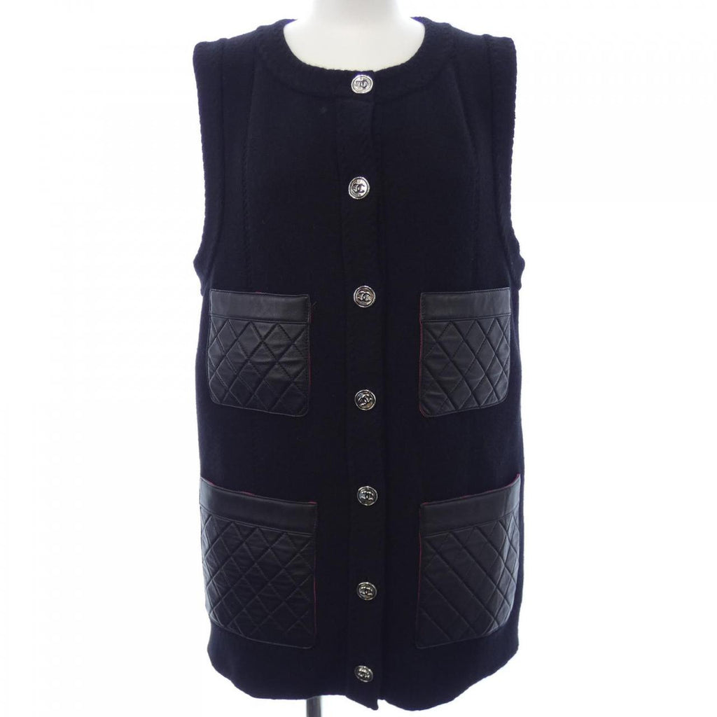 Chanel P77855K11239 Cashmere Vest