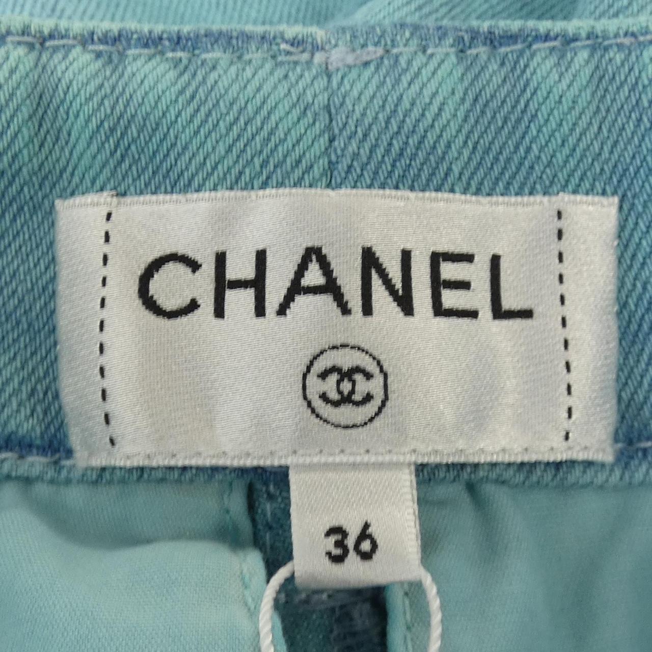 Chanel P70662V62122 Pants