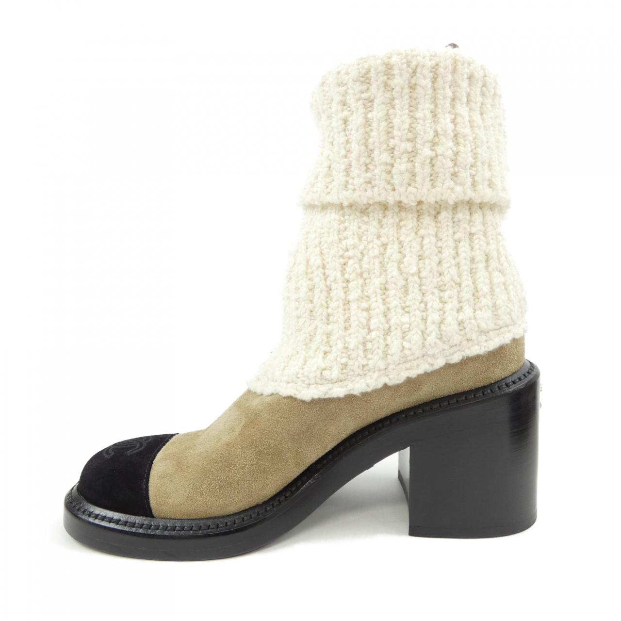 Chanel G46038B18433 Knit Calfskin Boots