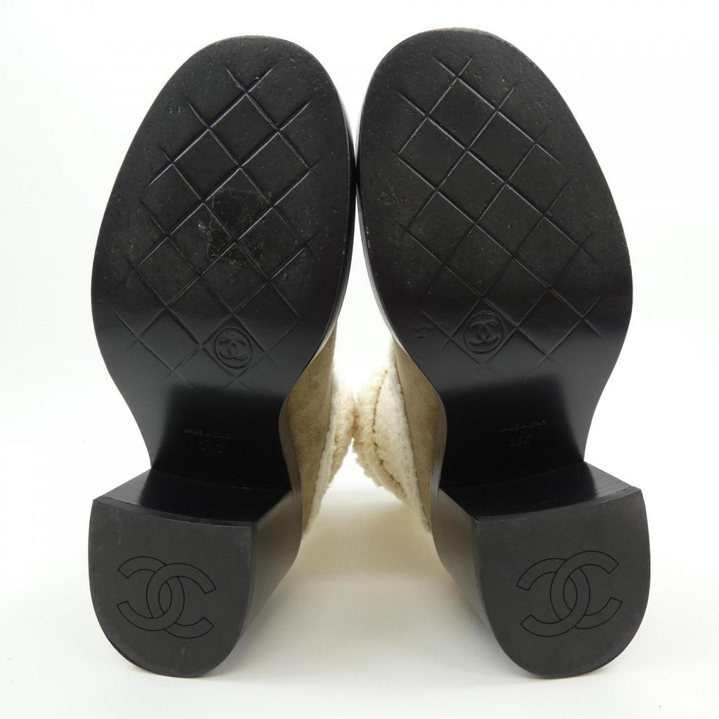 Chanel G46038B18433 Knit Calfskin Boots