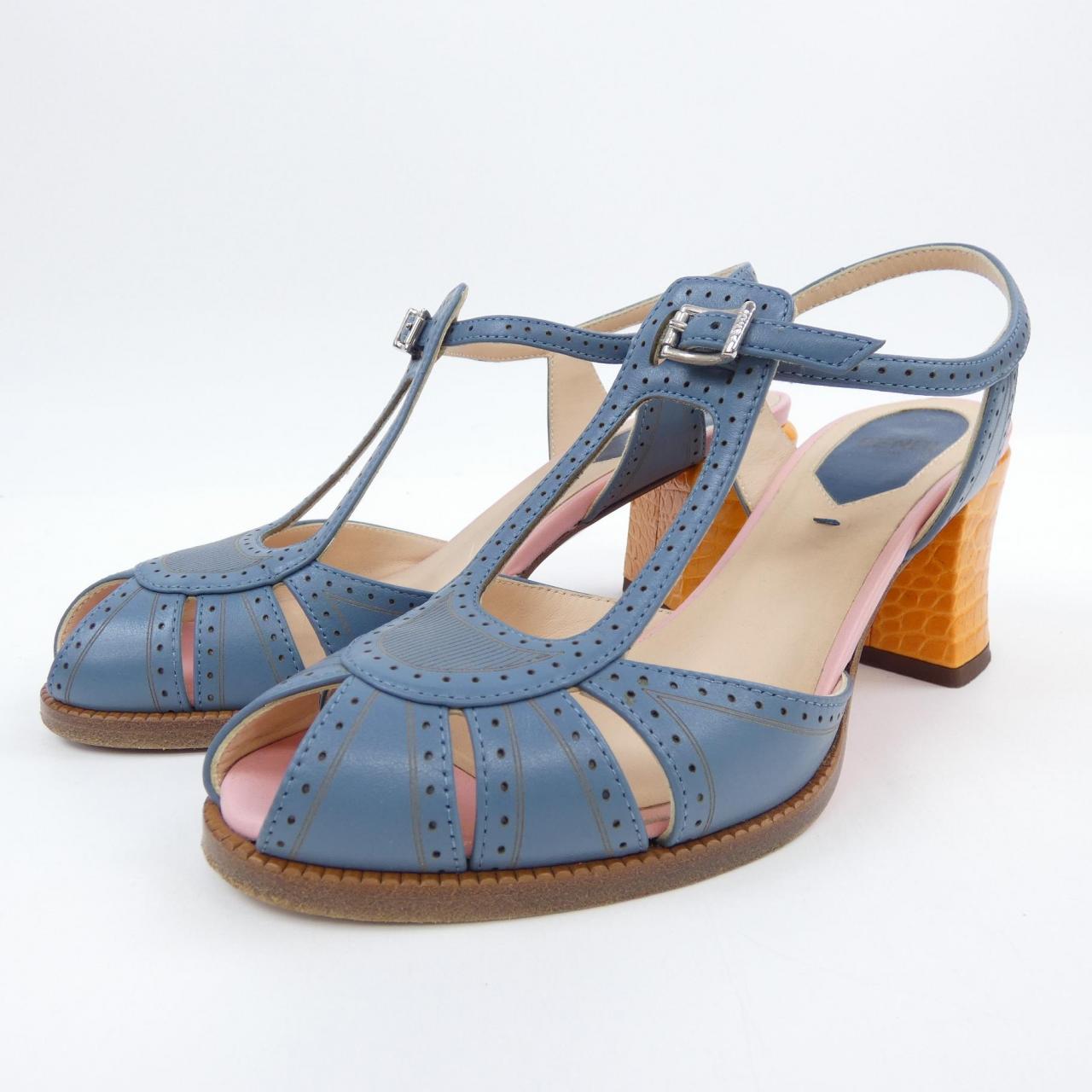 Fendi CHAMELON BLOCK H SANDAL Sandal
