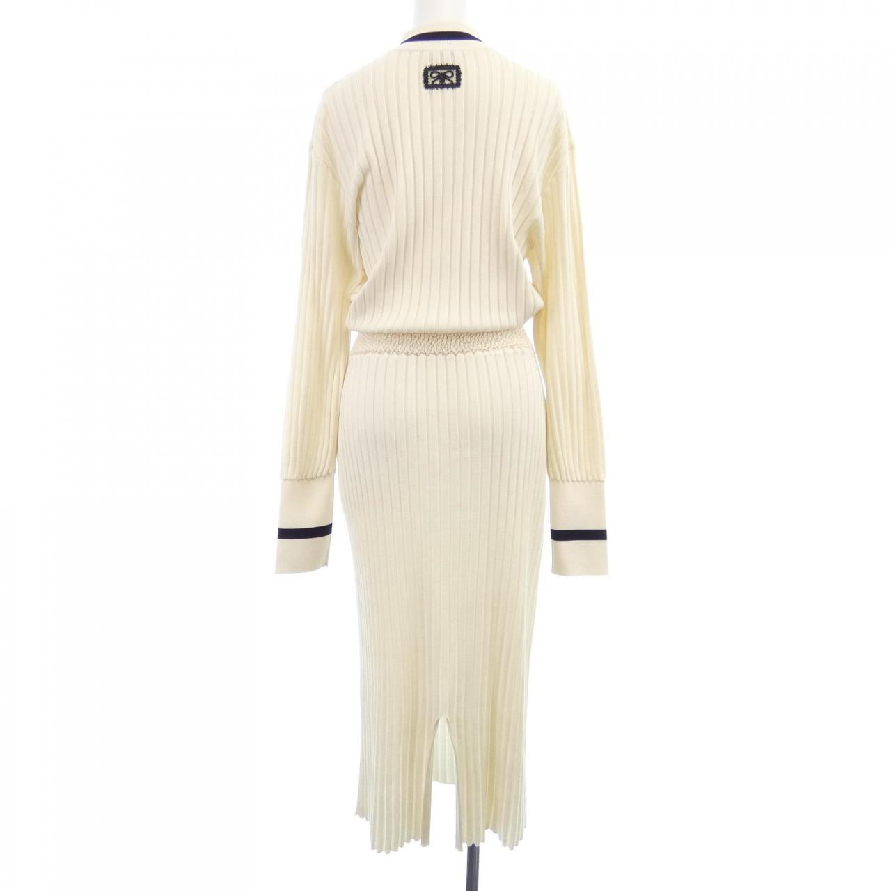 Chanel P76885K11091 Dress