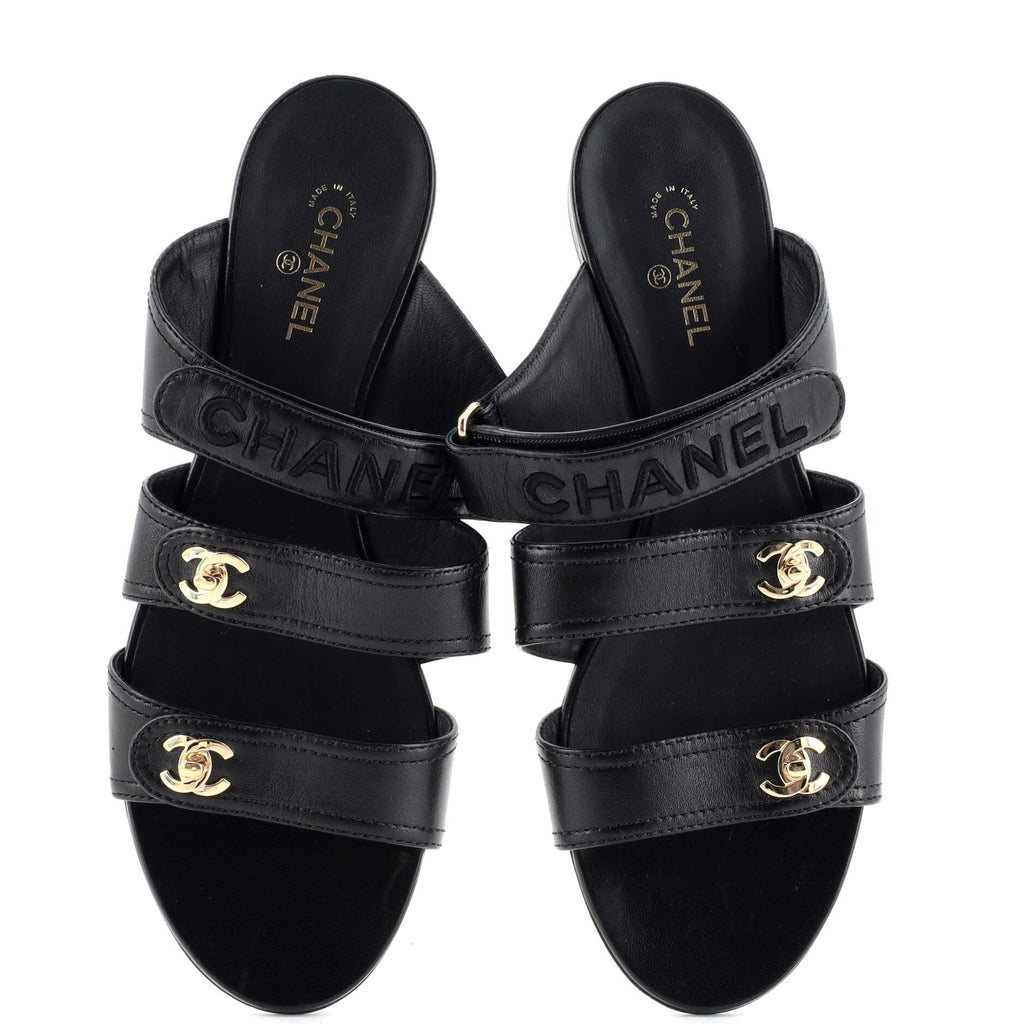 Women's Turnlock CC Logo Sandals Leather
