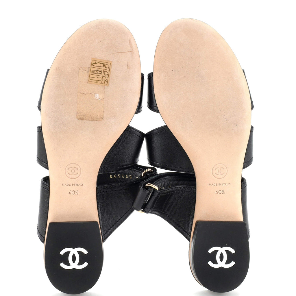 Women's Turnlock CC Logo Sandals Leather