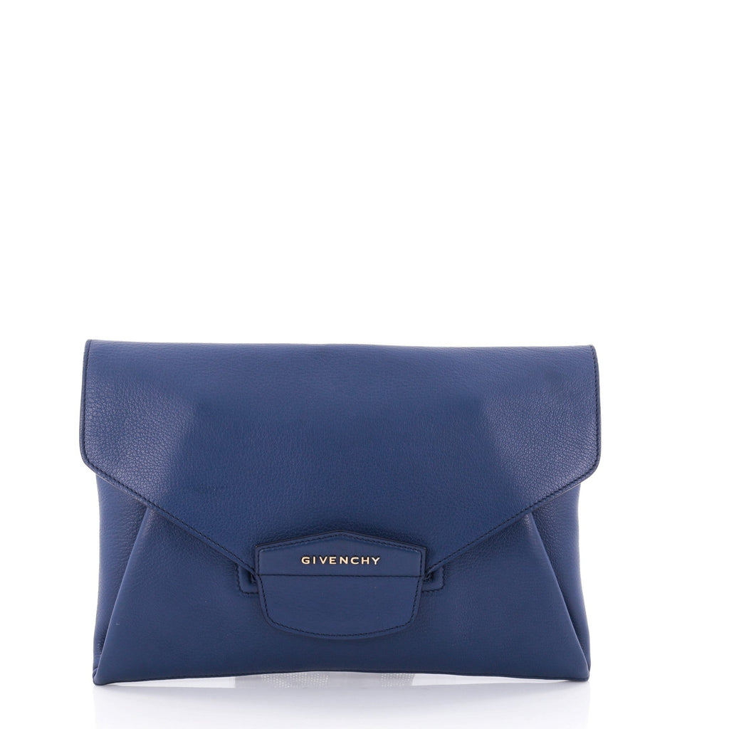 Antigona Envelope Clutch Leather Medium