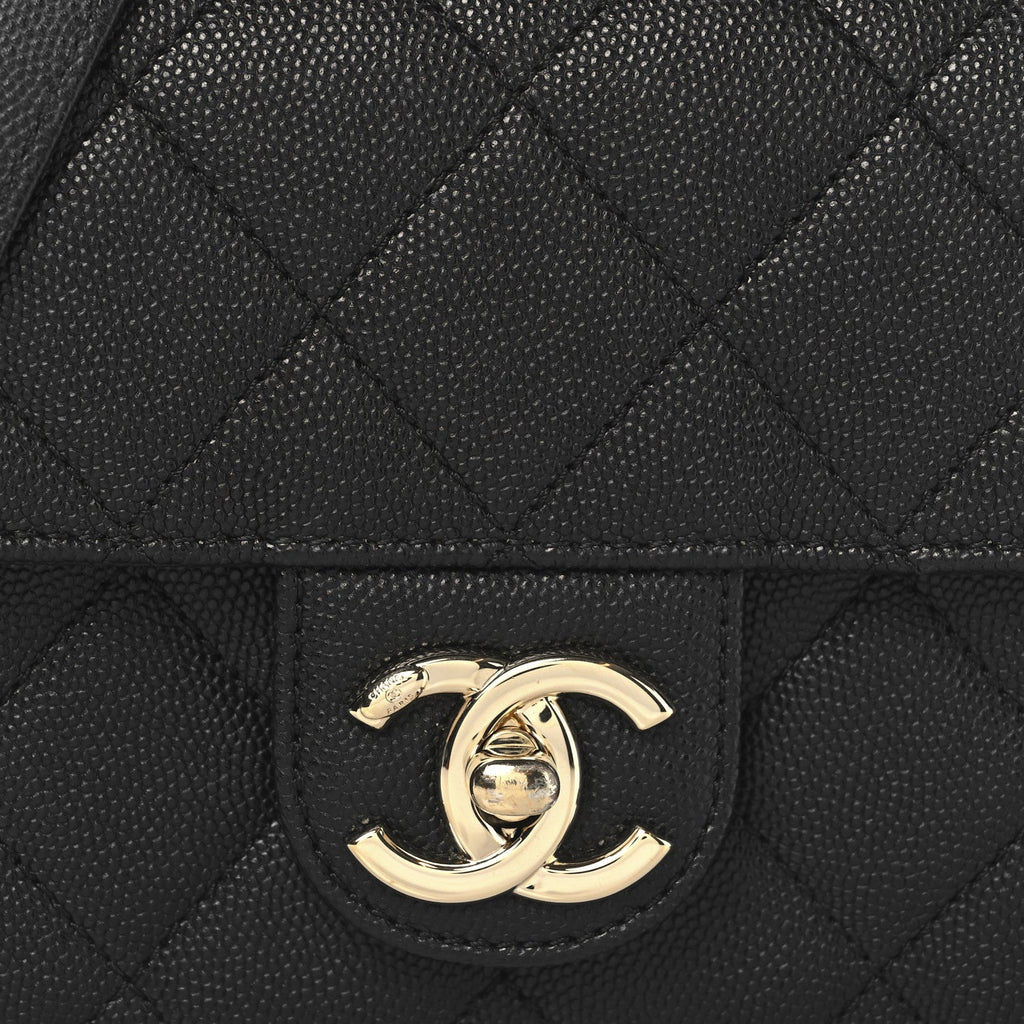 Caviar Quilted Like A Wallet Flap Black