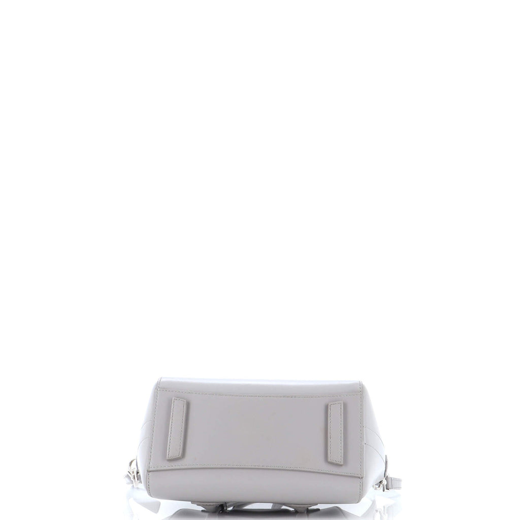Antigona Lock Bag Leather Mini